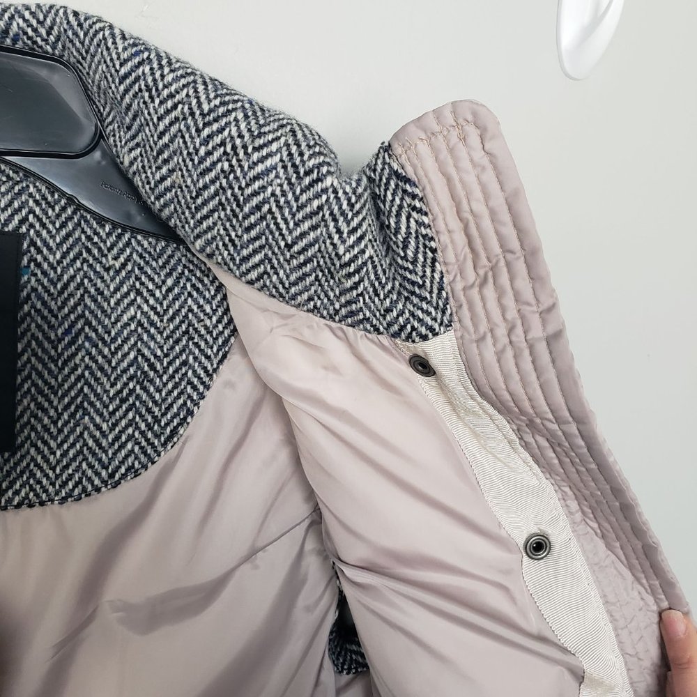 GAP | Gray Winter Warmth Tweed Herringbone Puffer Vest, Size Small - Picture 6 of 9